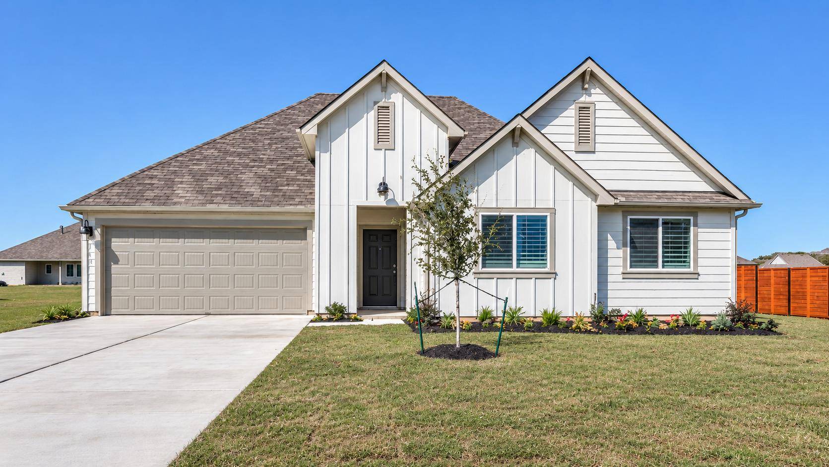 160 Davis Mountain CV, Lockhart, TX 78644