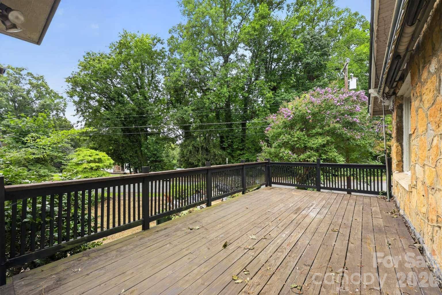 506 5th AVE SE, Hickory, NC 28602
