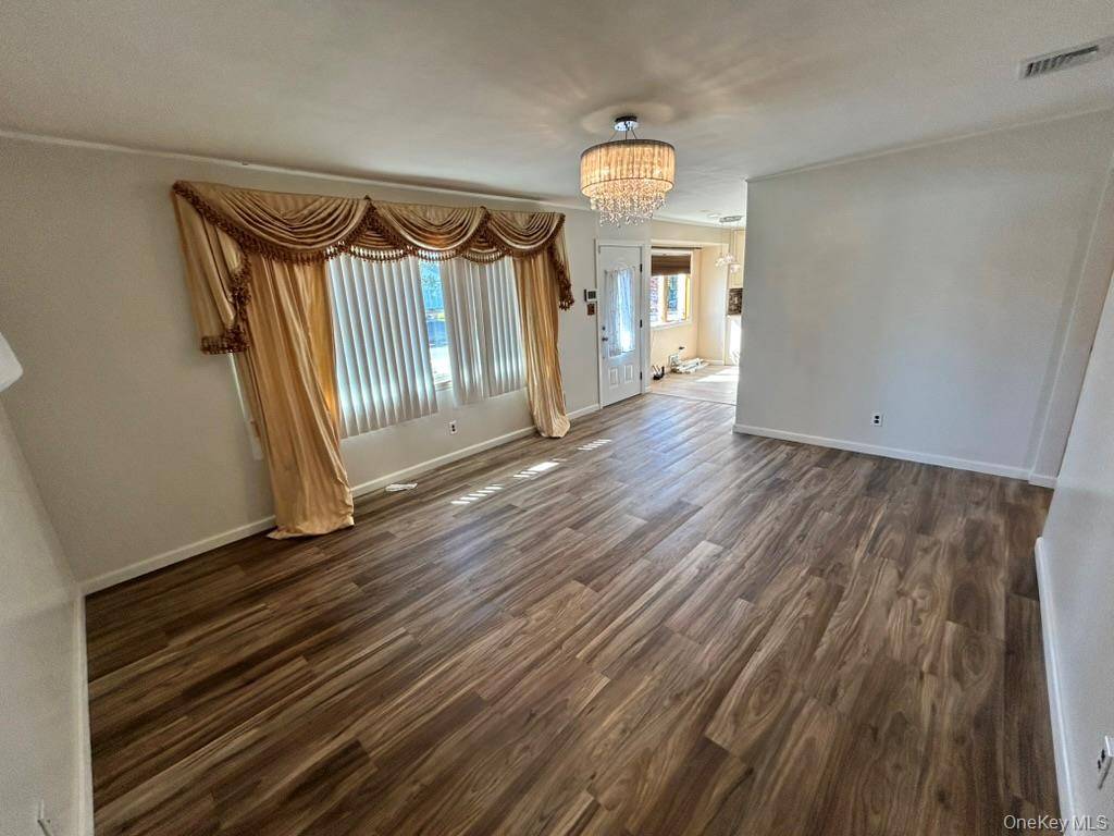 67 Emerson AVE, Levittown, NY 11756