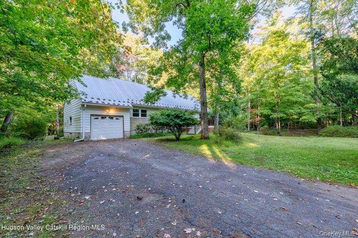 120 Sherman RD, Kingston, NY 12401