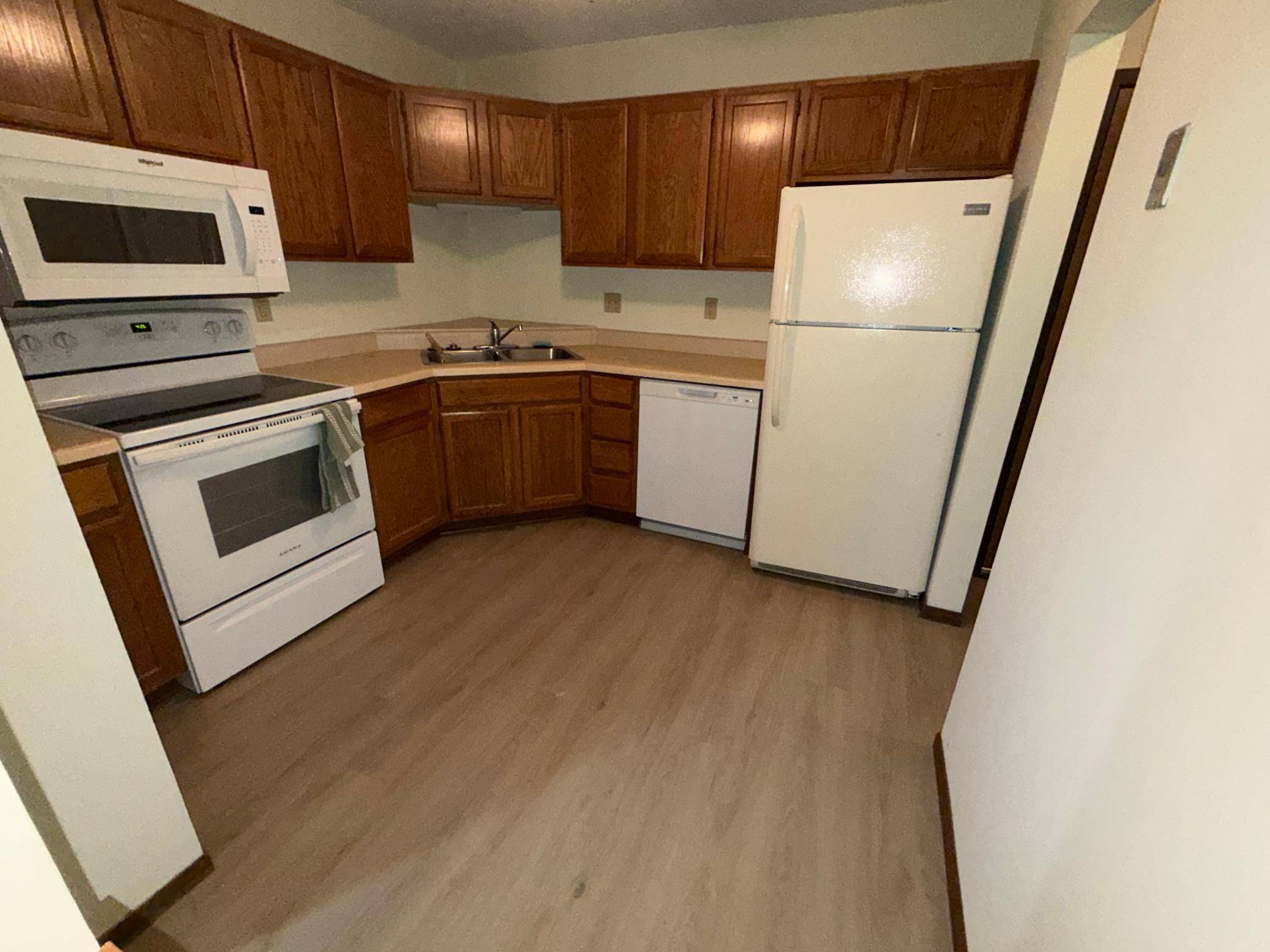 1111 Elway ST #203, Saint Paul, MN 55116
