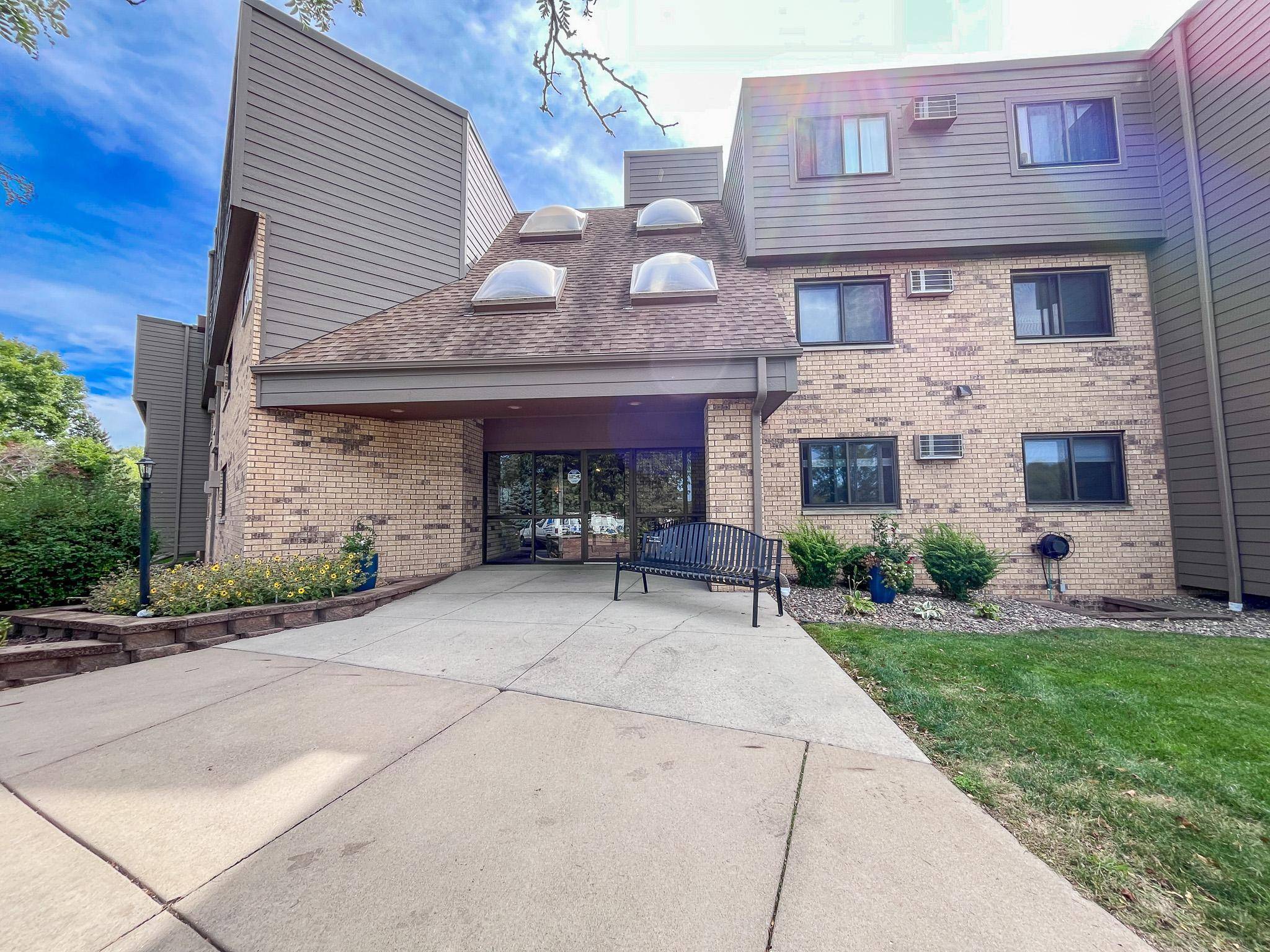 1000 41st AVE NE #316, Columbia Heights, MN 55421
