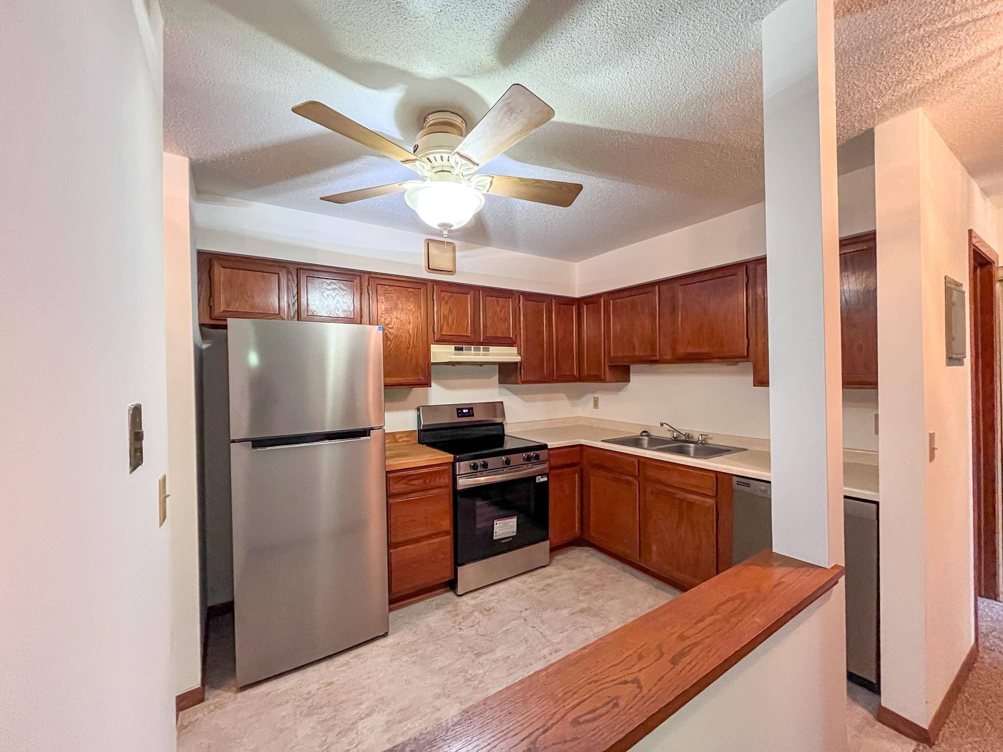 1000 41st AVE NE #316, Columbia Heights, MN 55421