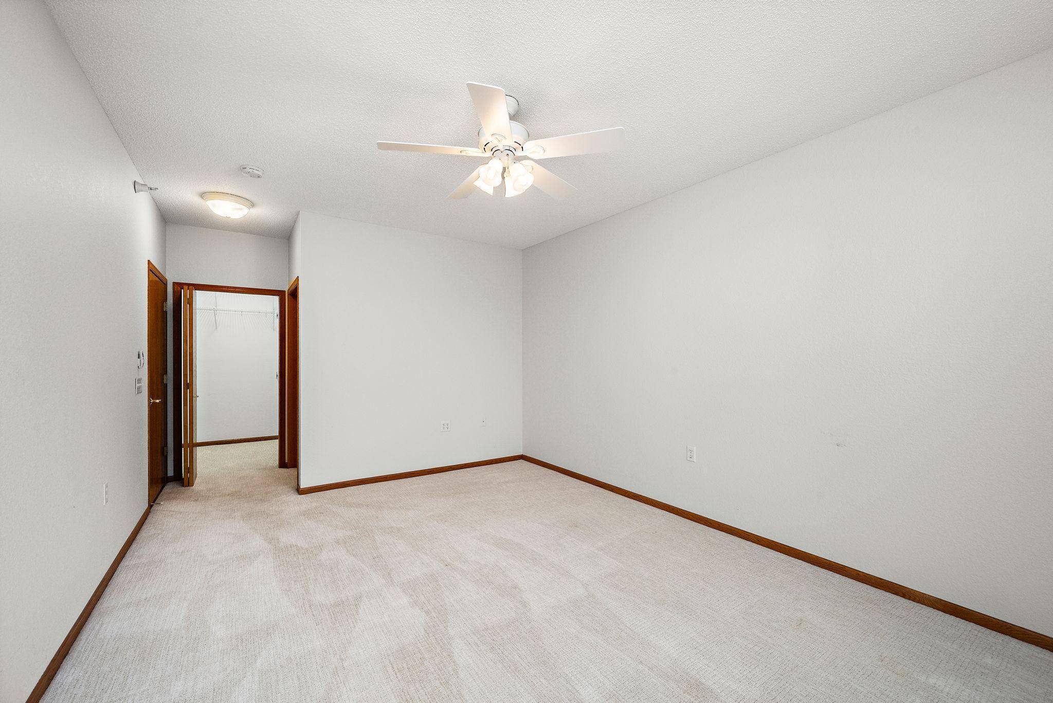 100 Clydesdale TRL #227, Medina, MN 55340