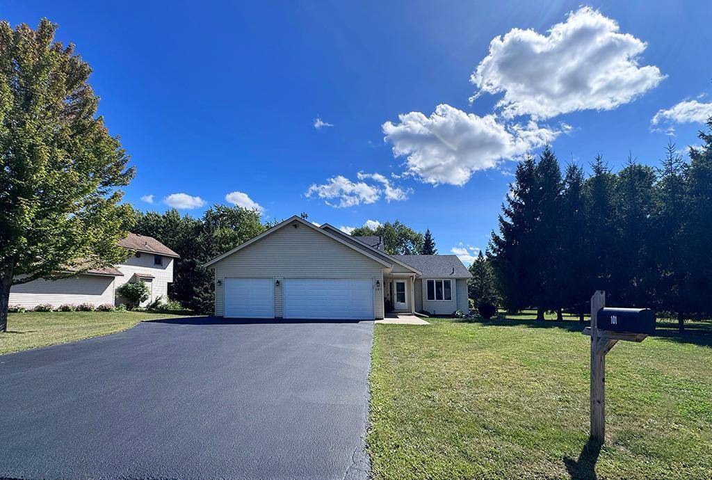 101 Carissa LN SW, Saint Michael, MN 55376