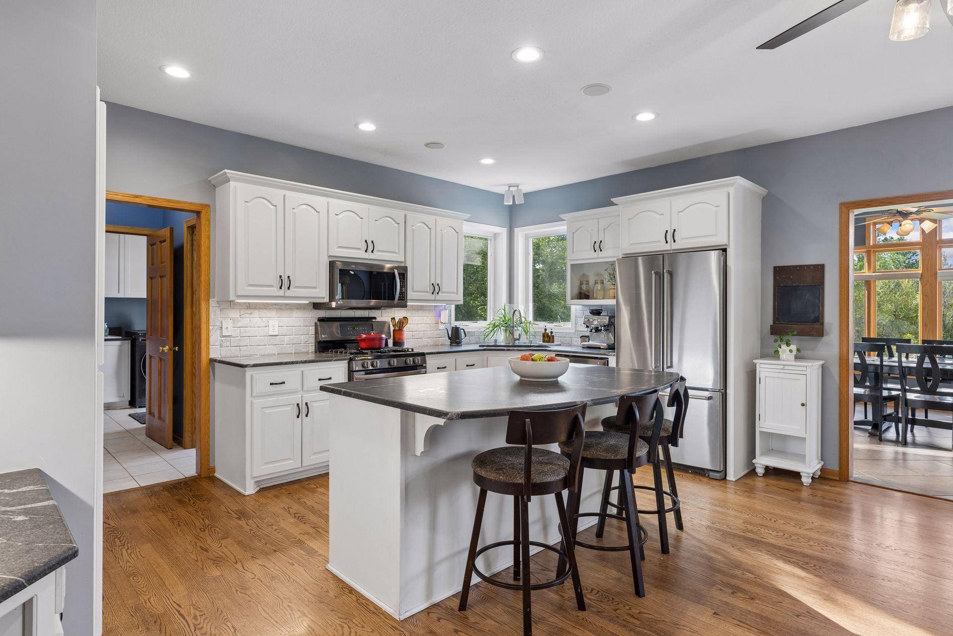 1362 Timberwolf TRL, Lino Lakes, MN 55038