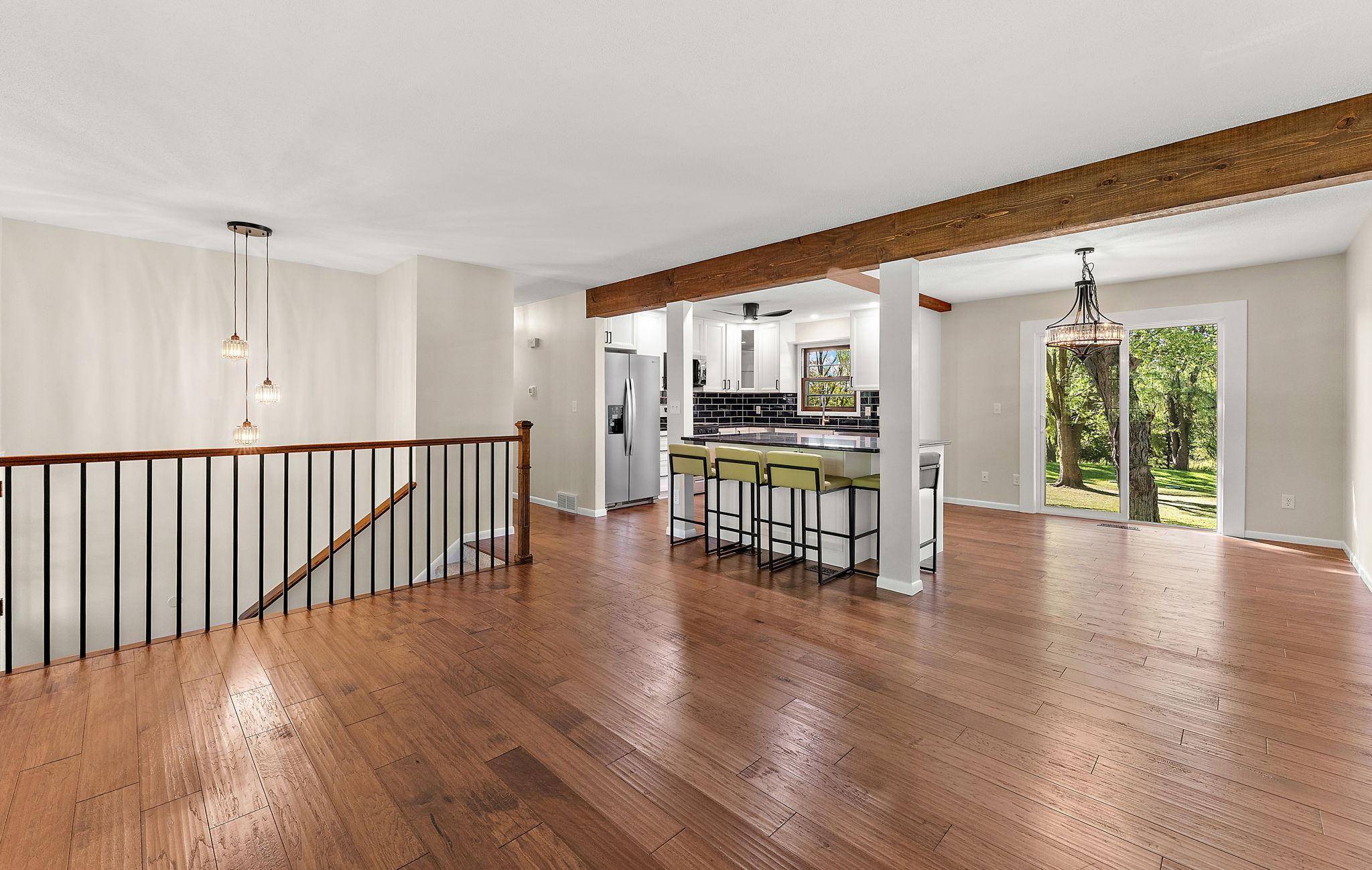 18421 Country Squires CIR, Prior Lake, MN 55372