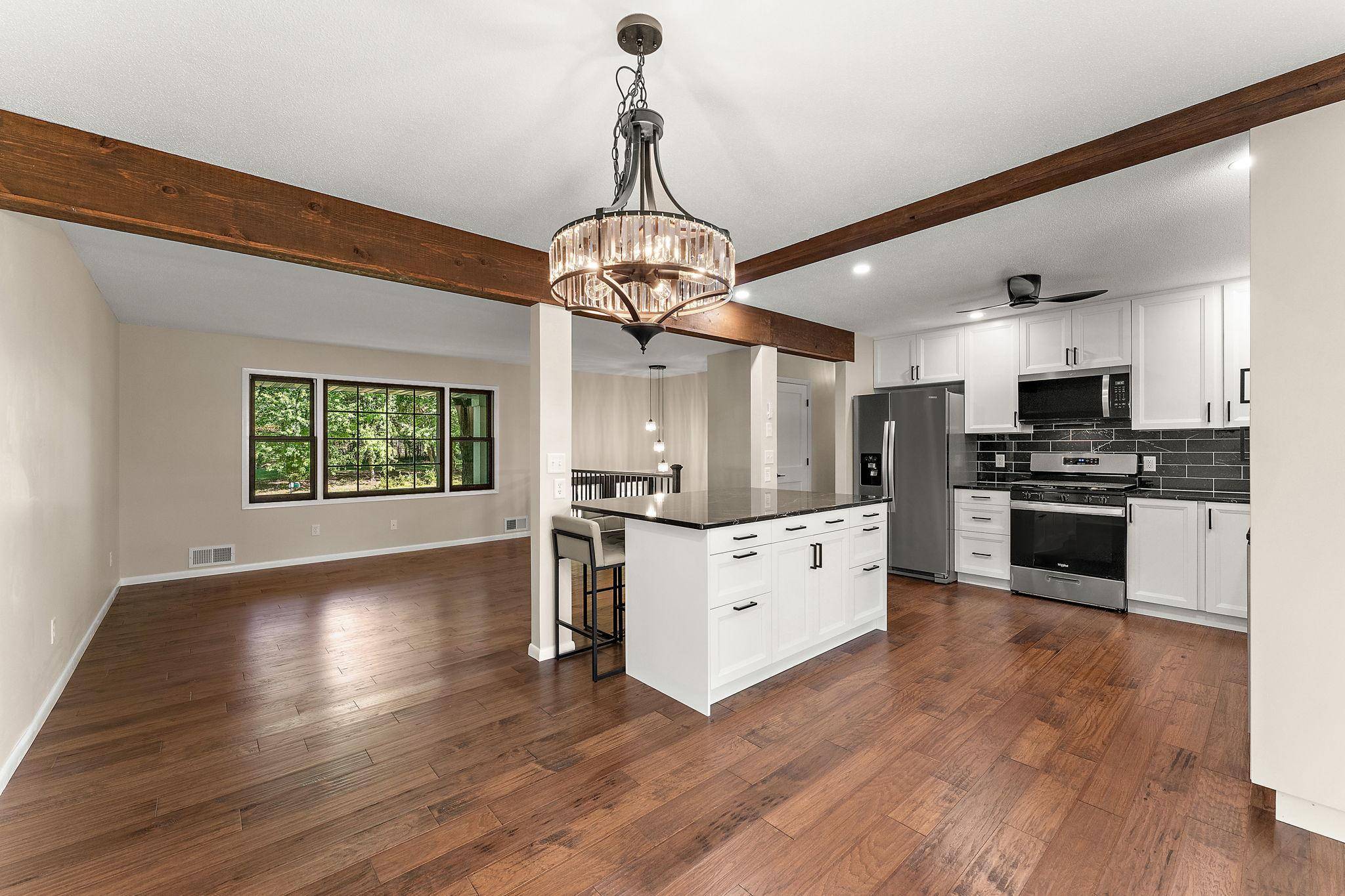 18421 Country Squires CIR, Prior Lake, MN 55372