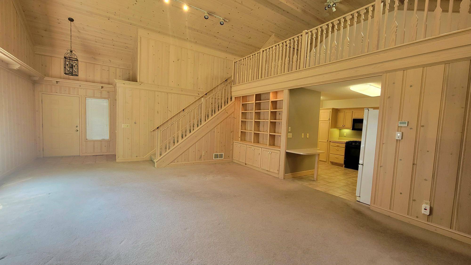 1374 Field Creek CIR, Victoria, MN 55386