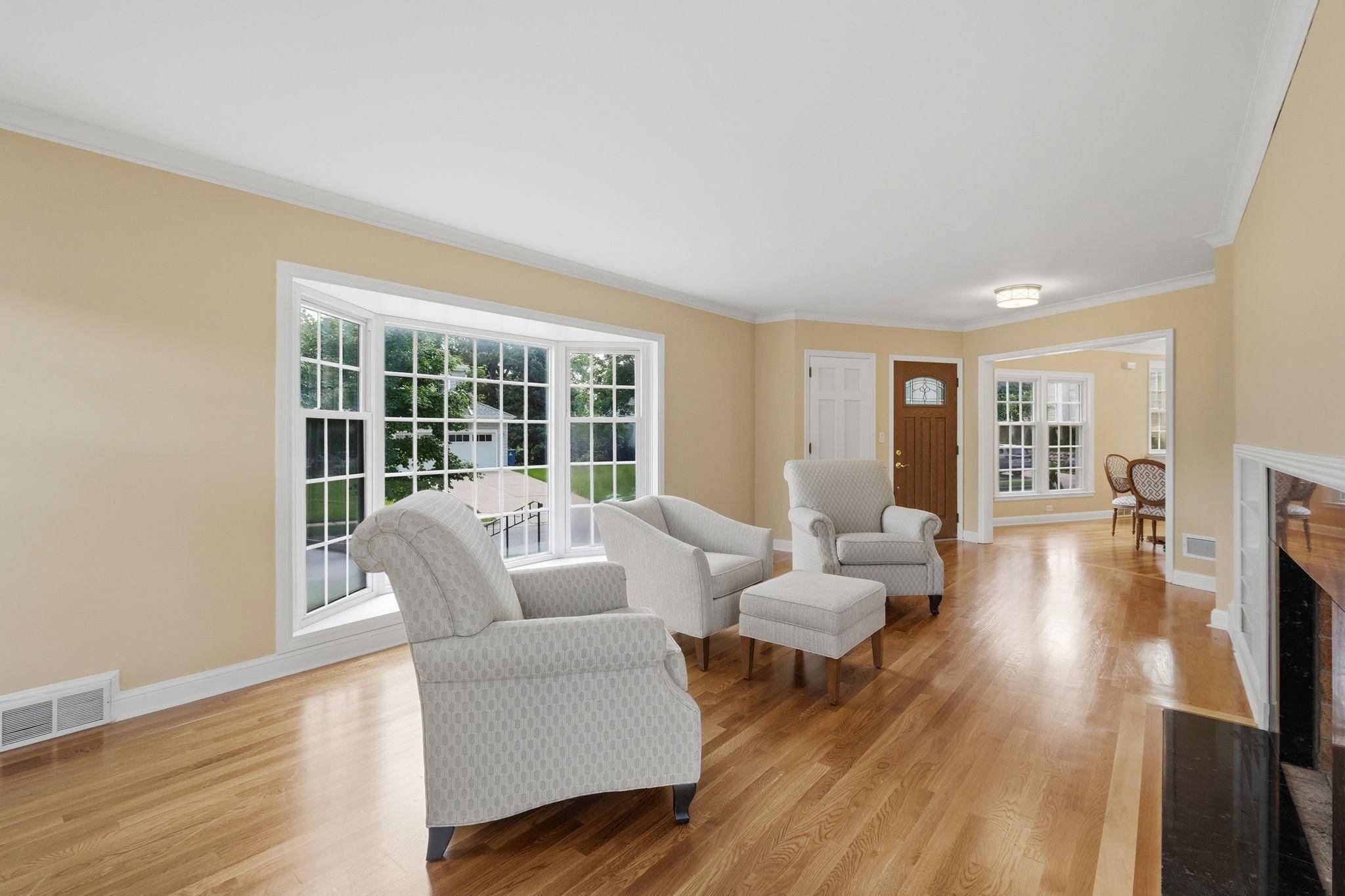 4920 Sunnyside RD, Edina, MN 55424
