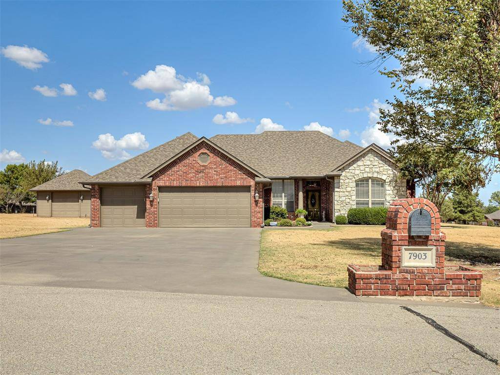 7903 Scotch LN, Tuttle, OK 73089