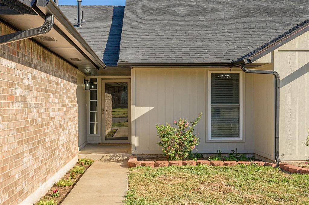 8113 NW 113th ST, Oklahoma City, OK 73162