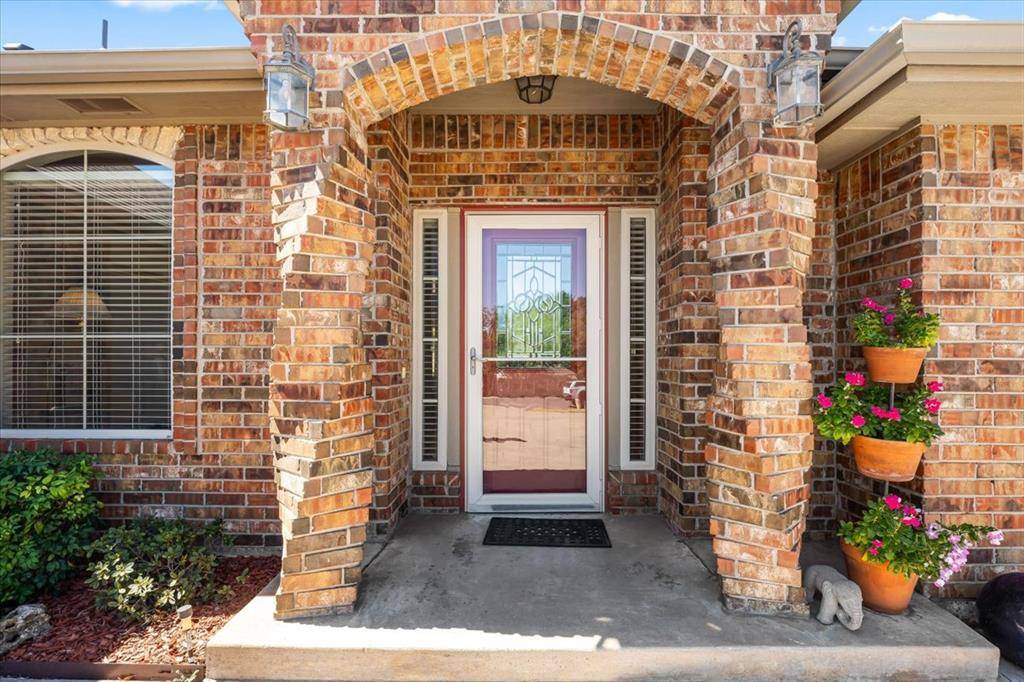 8149 Linda LN, Guthrie, OK 73044