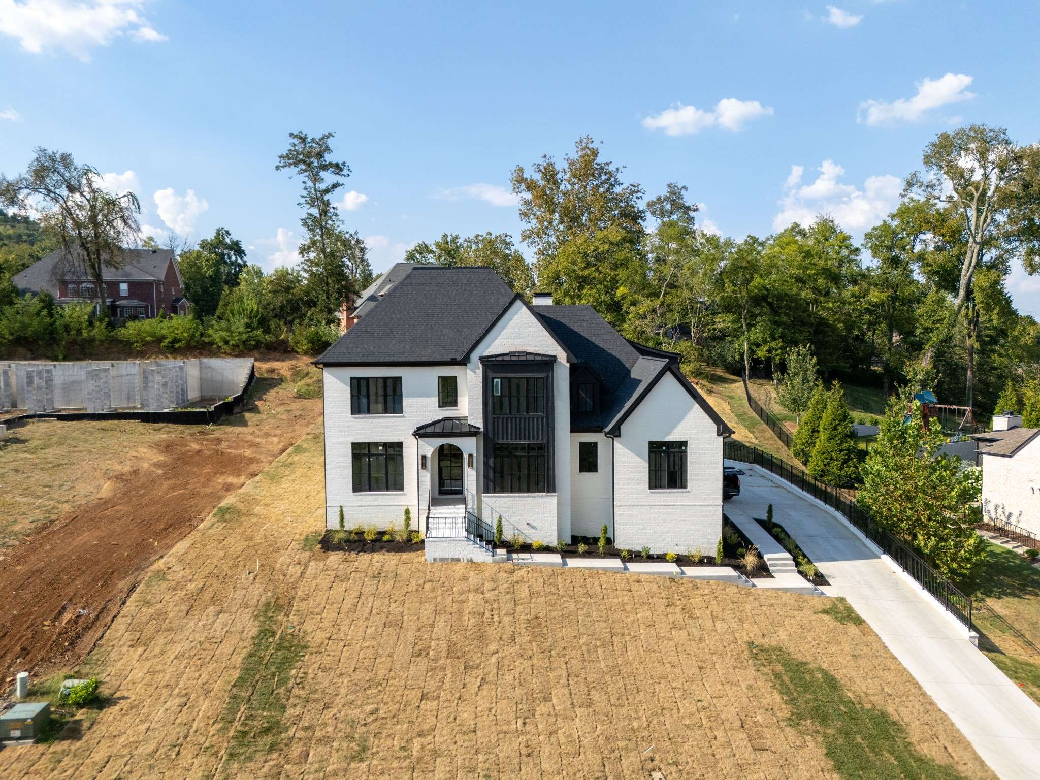 1580 Eastwood Dr, Brentwood, TN 37027