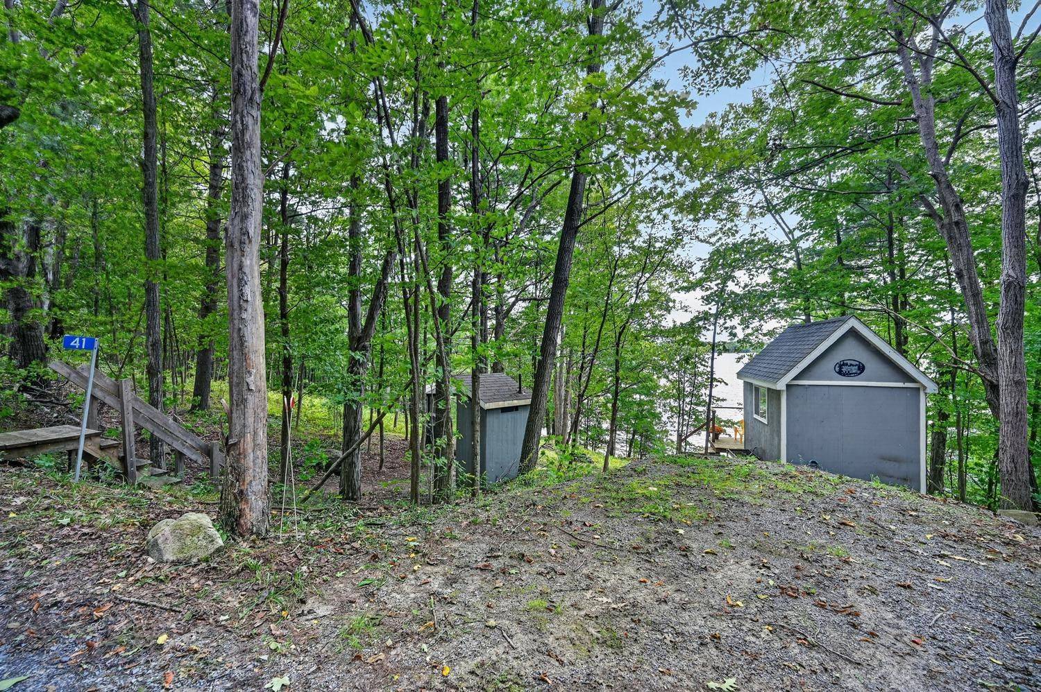 41 Rustic LN, Rideau Lakes, ON K0G 1X0