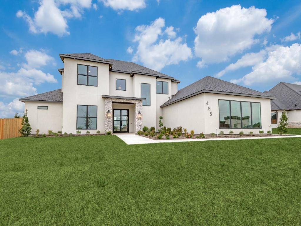 455 Whispering Way, Red Oak, TX 75154