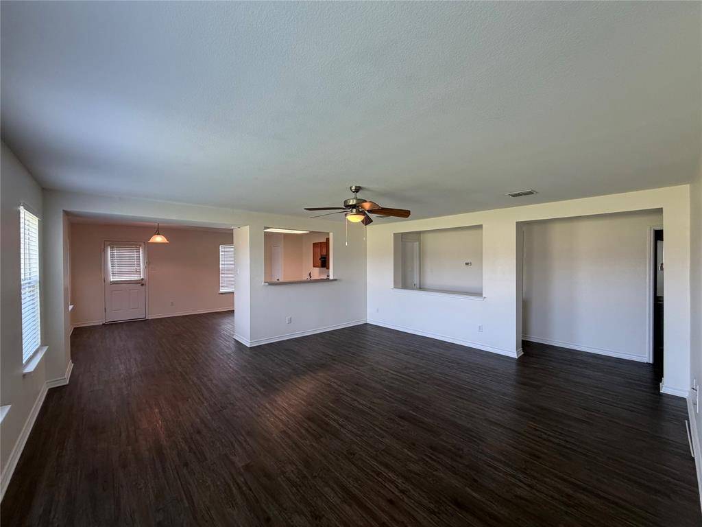 300 Stanford, Forney, TX 75126