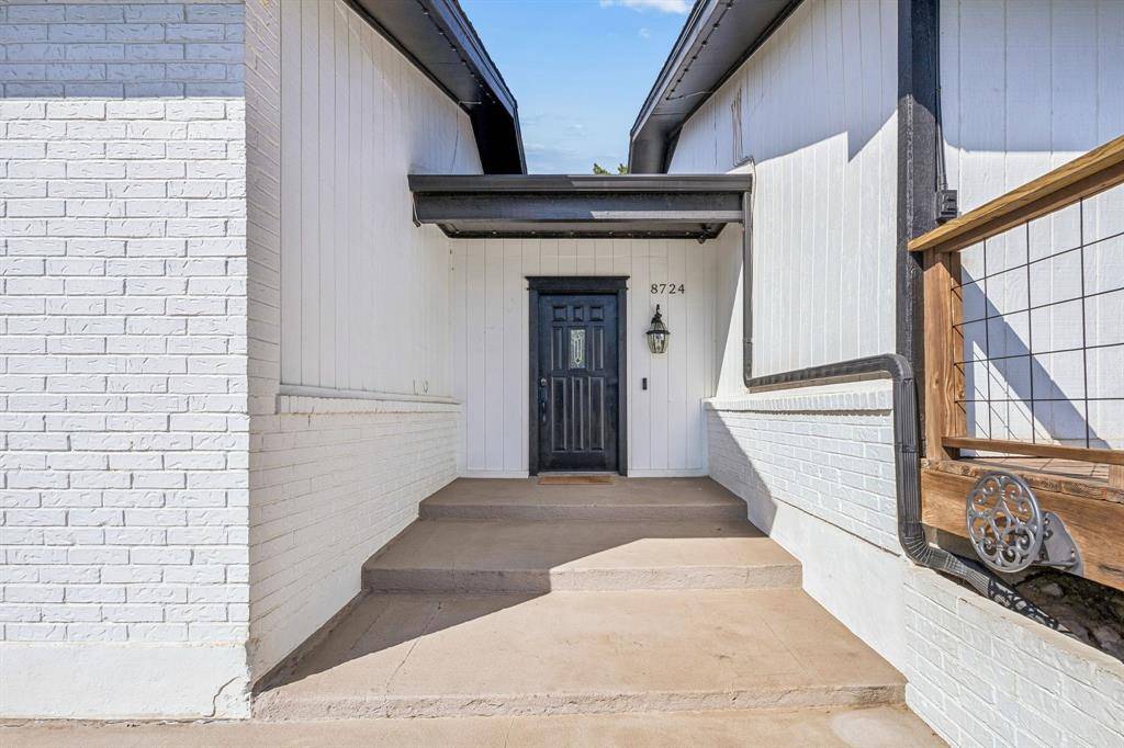 8724 Overland Drive, Fort Worth, TX 76179