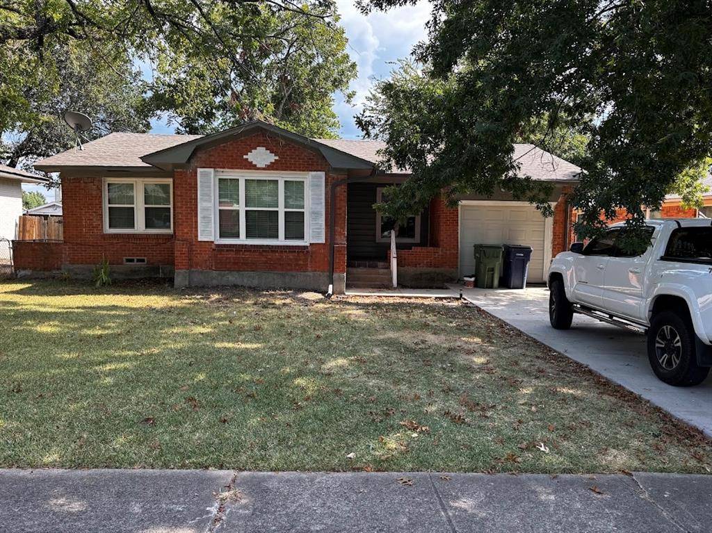 202 E Carolyn Drive, Garland, TX 75041