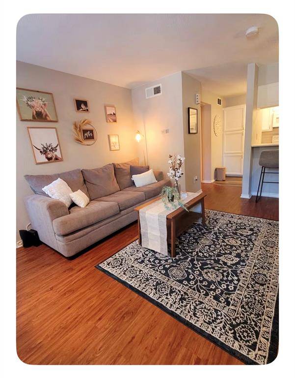 3206 S Fielder Road #108, Arlington, TX 76015