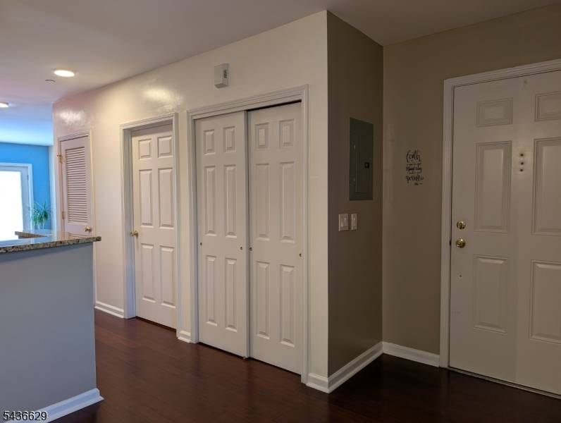 368 Rector St #419, Perth Amboy City, NJ 08861