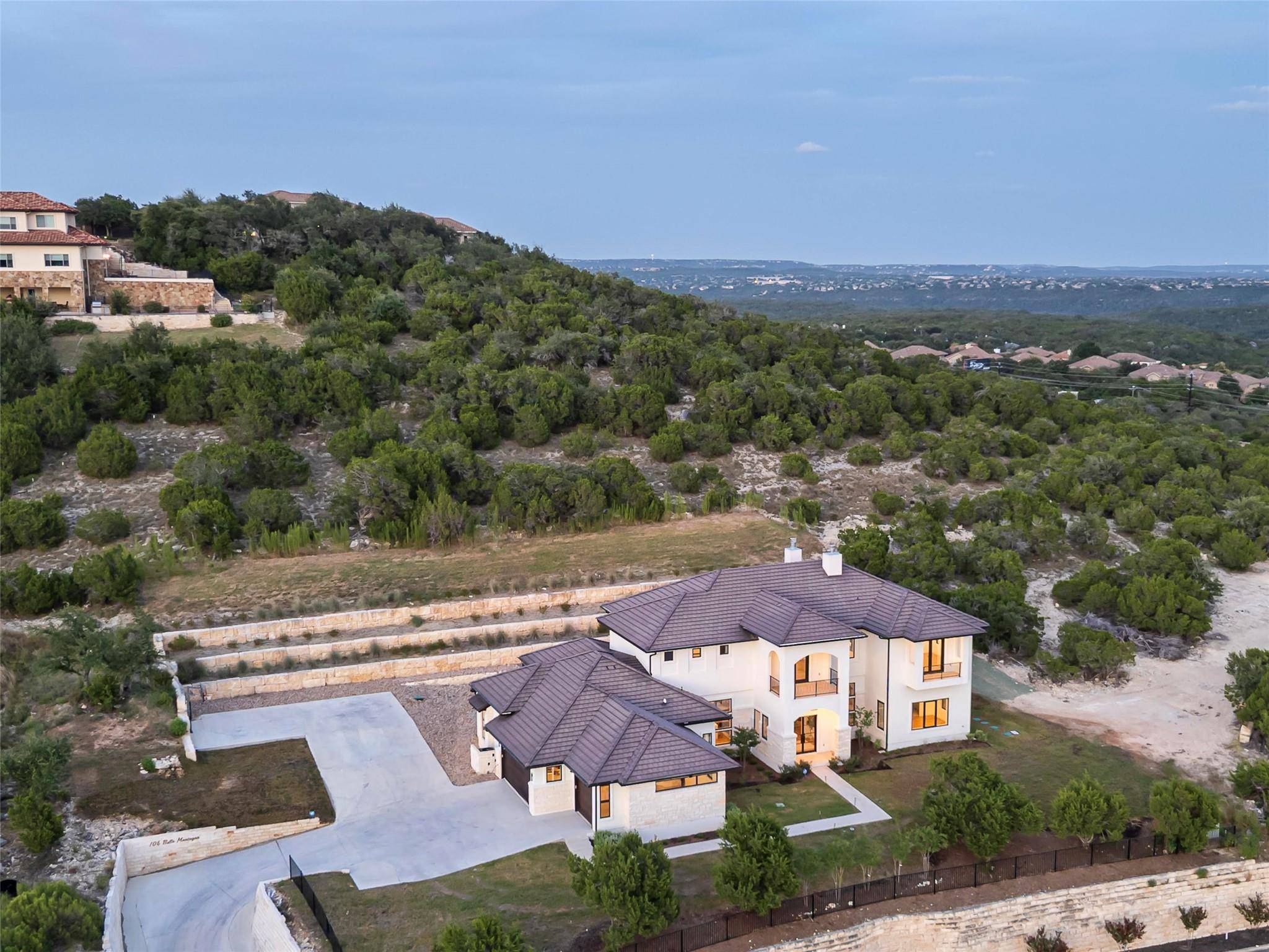 106 Bella Montagna CIR, Austin, TX 78734