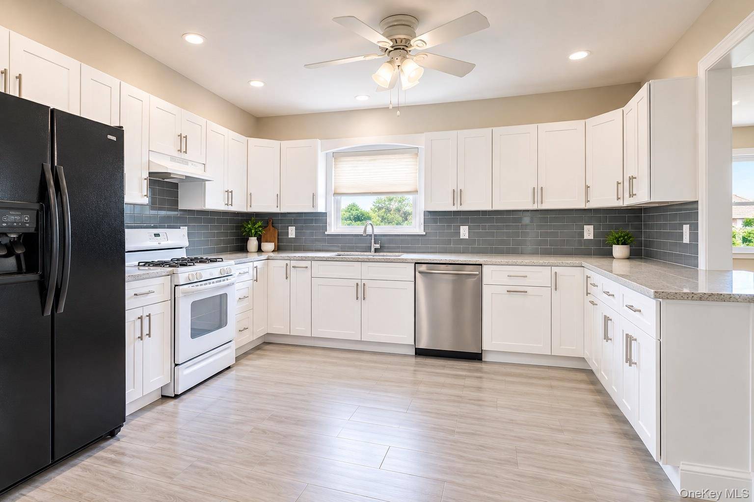 185 Bennett AVE #Unit 2, Yonkers, NY 10701