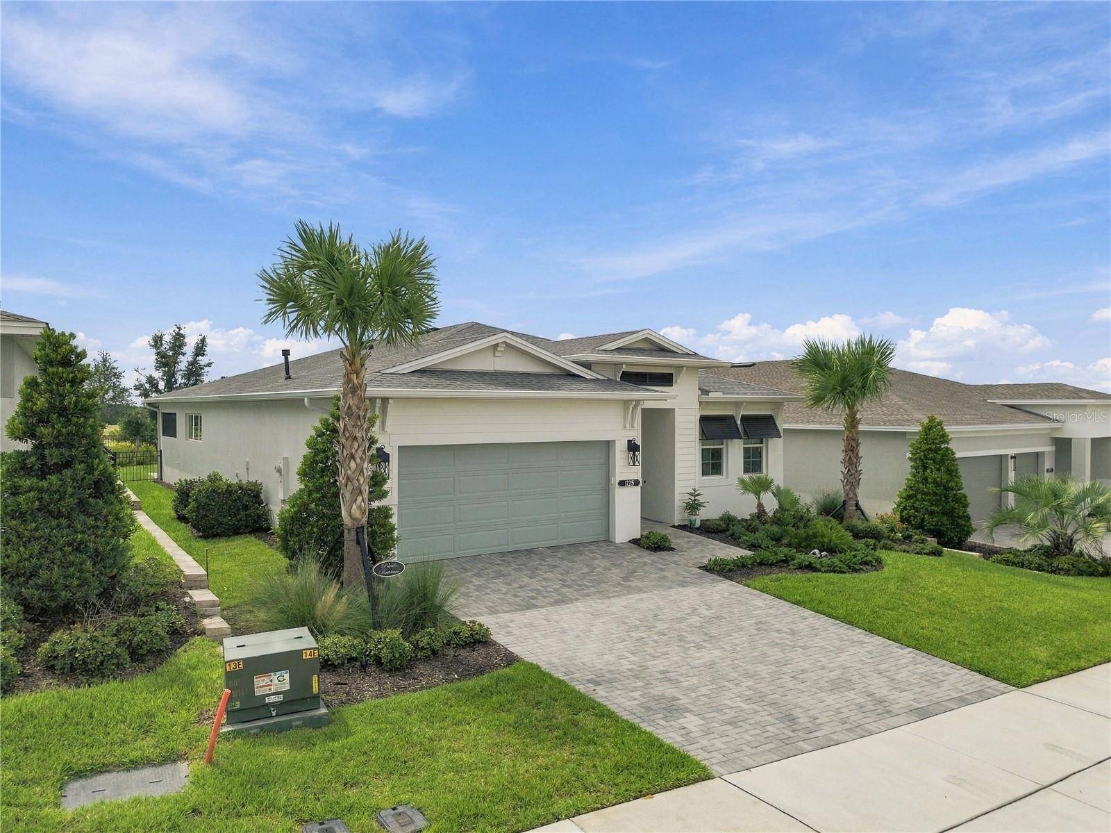 1725 POINT GRACE RD, Tavares, FL 32778