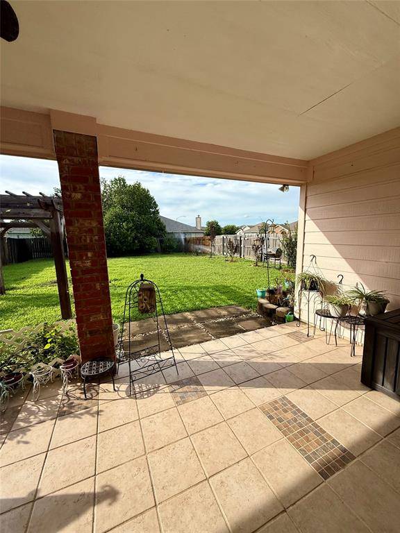 5004 Mountain Valley Court, Fort Worth, TX 76123