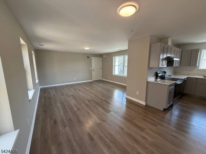 237 Main St, Hackettstown Town, NJ 07840