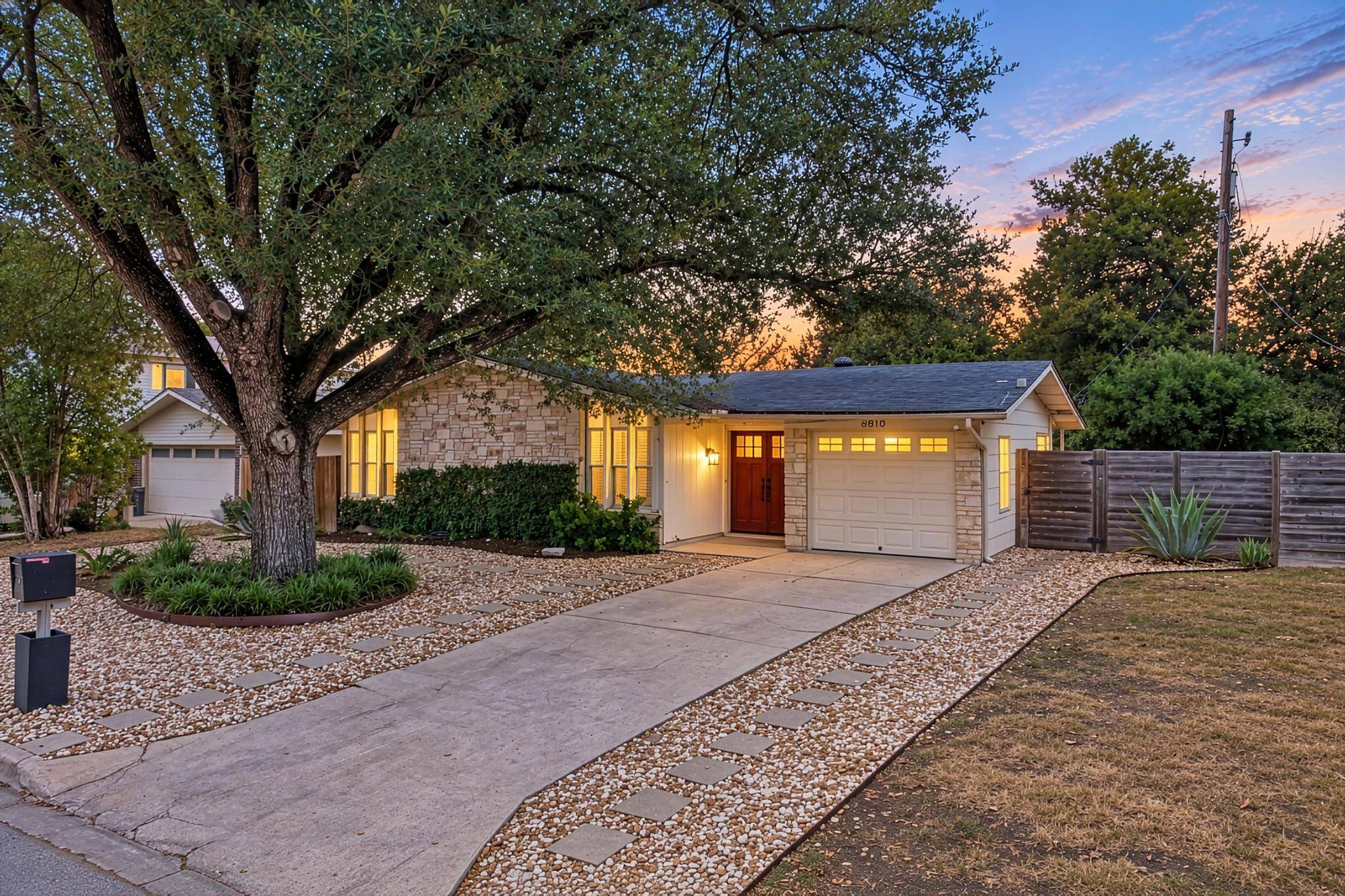 6810 Langston DR, Austin, TX 78723