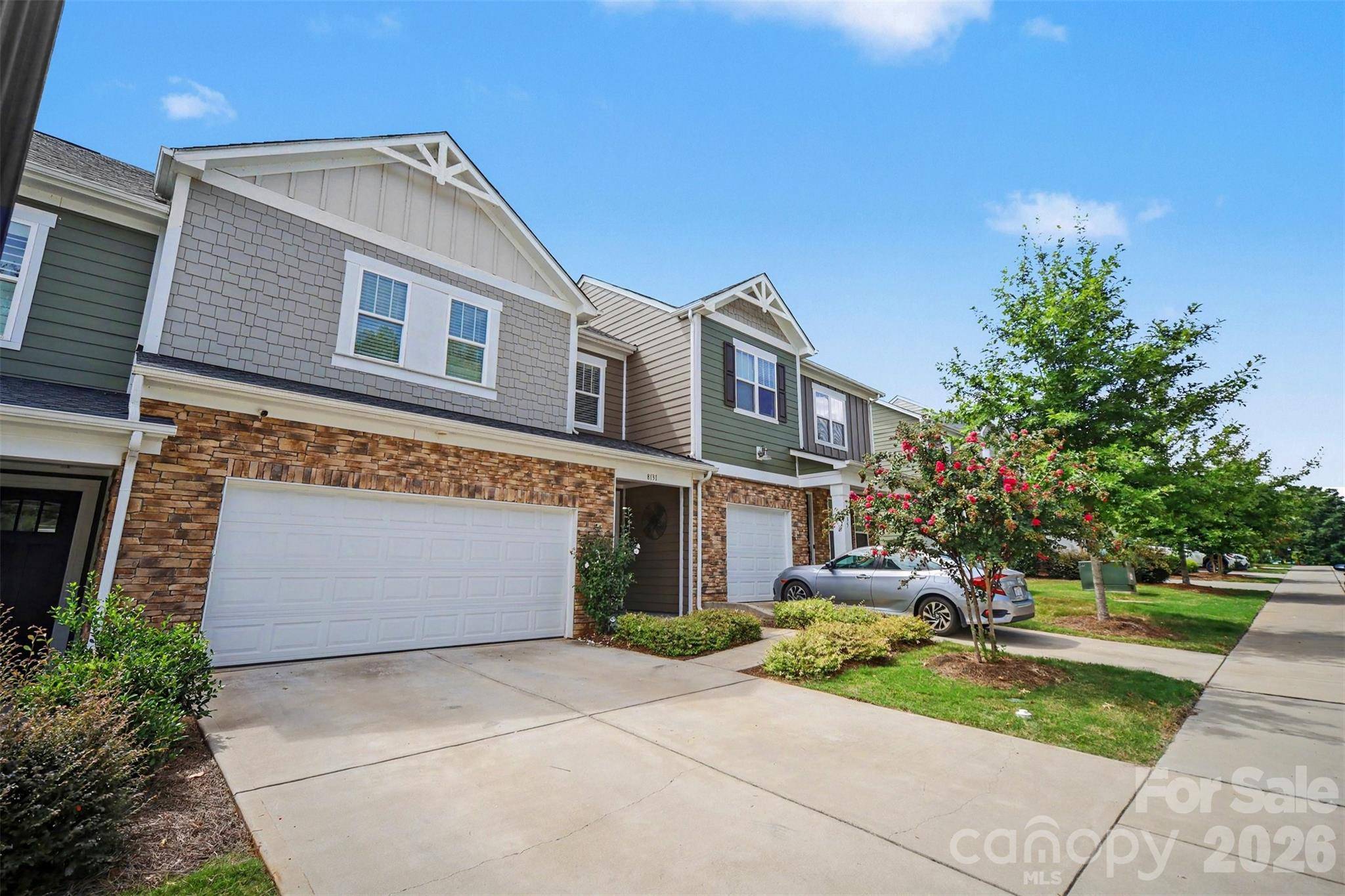 8131 Merryvale LN, Charlotte, NC 28214