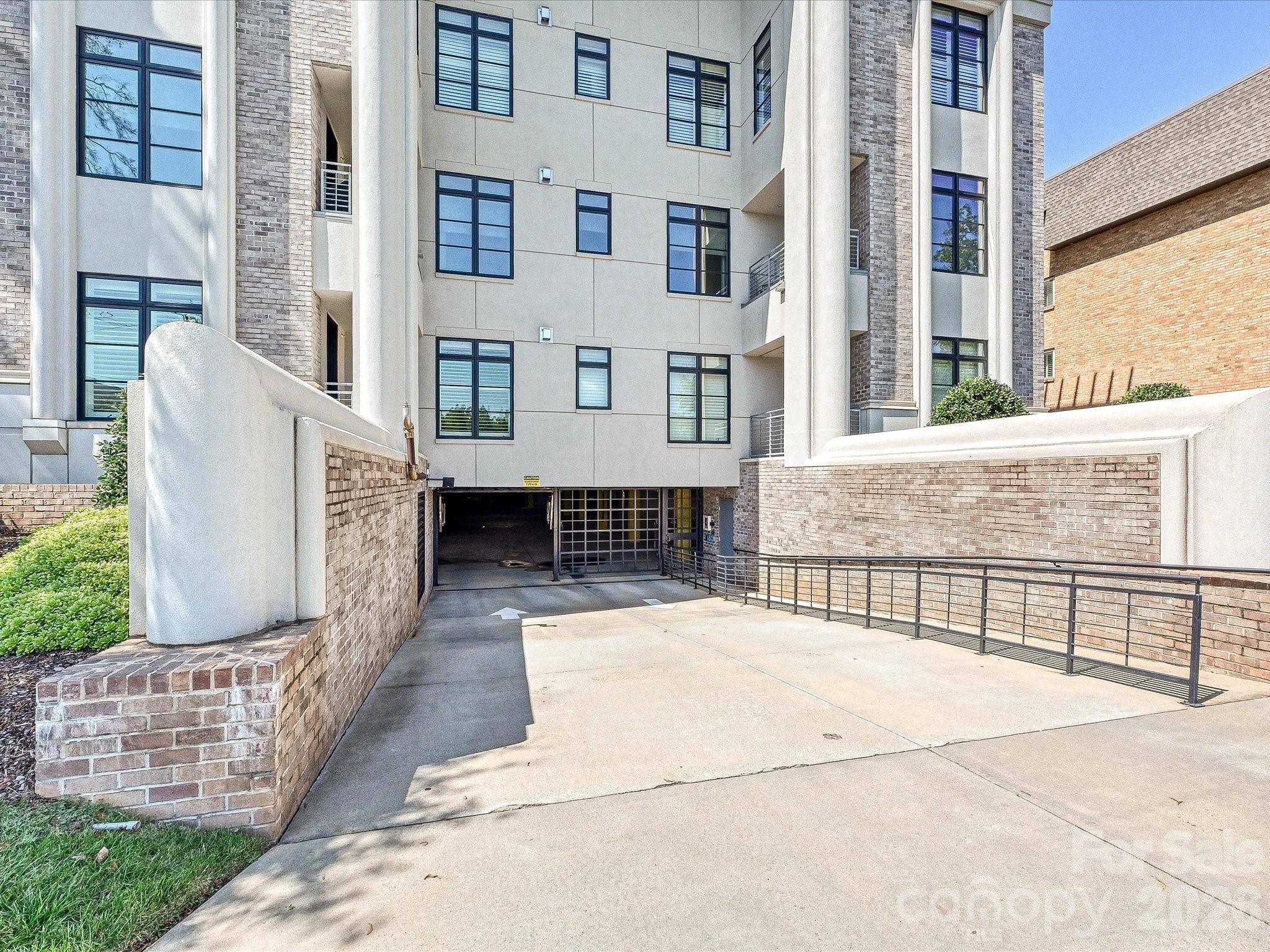 1333 Queens RD #C3, Charlotte, NC 28207