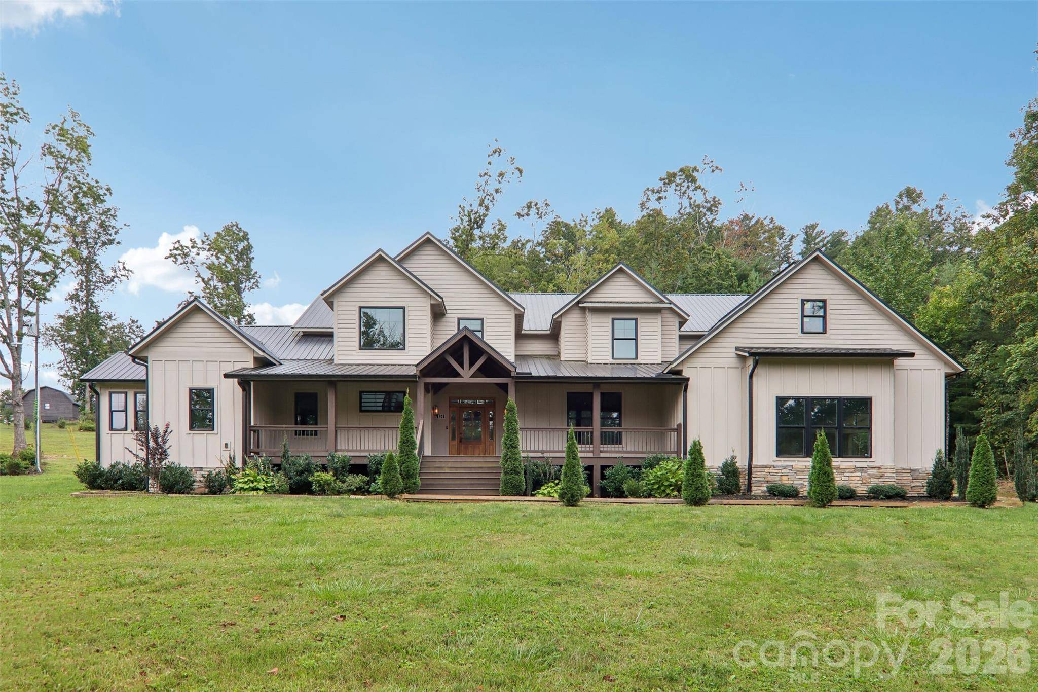 157 Allen DR, Fletcher, NC 28732