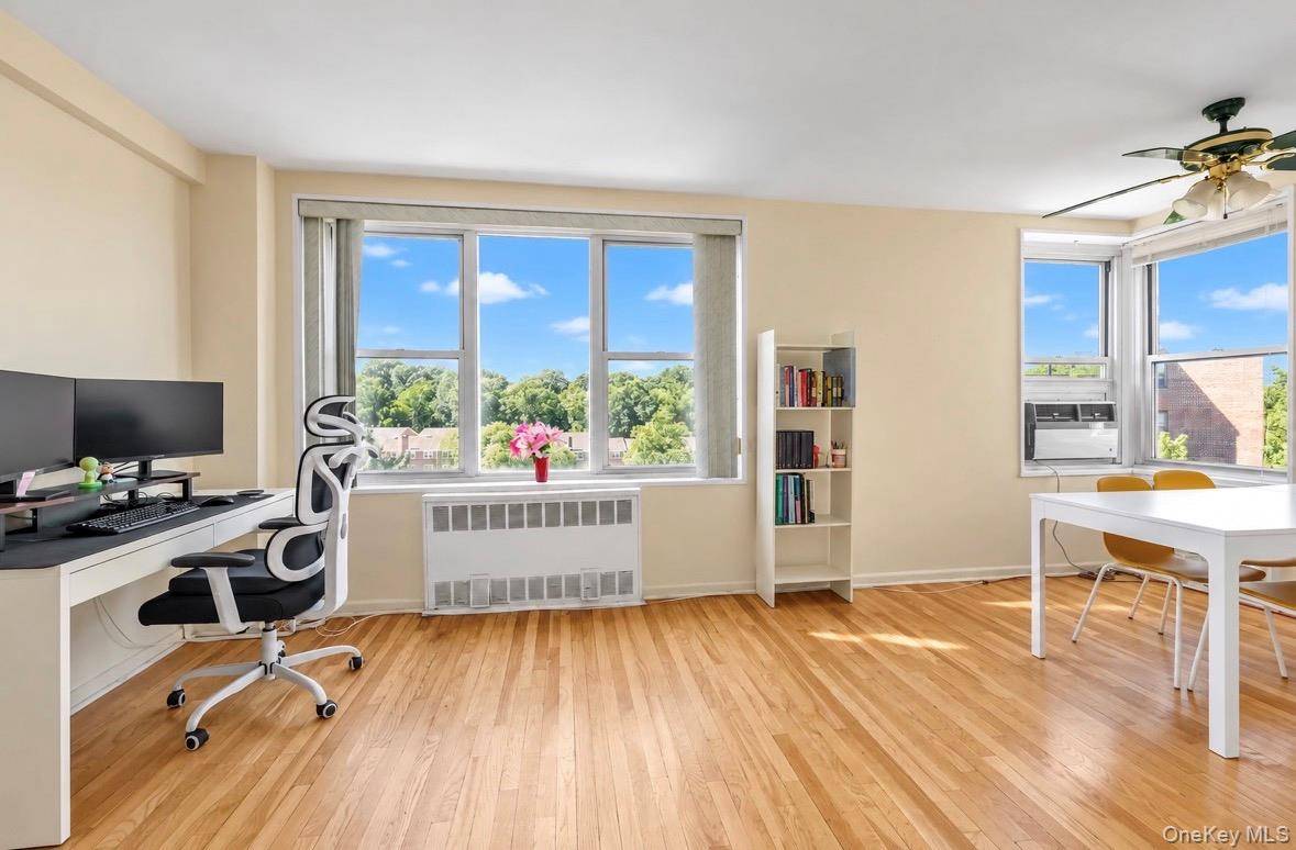 18-50 211th ST #6B, Bayside, NY 11360