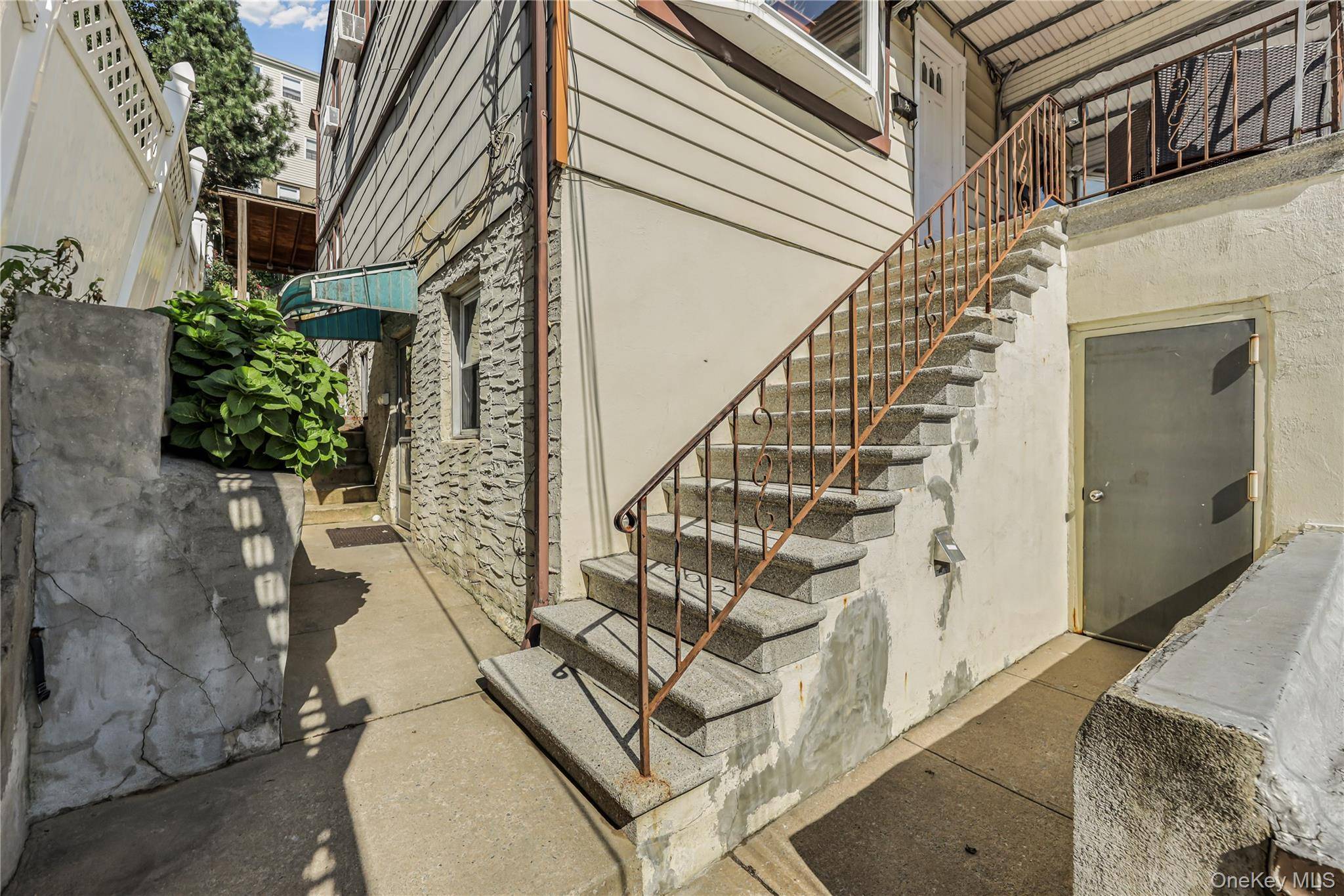 187 Woodland AVE, Yonkers, NY 10703