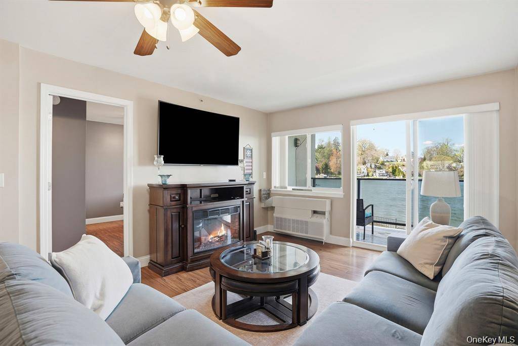 4 Marina DR #D2, Mahopac, NY 10541