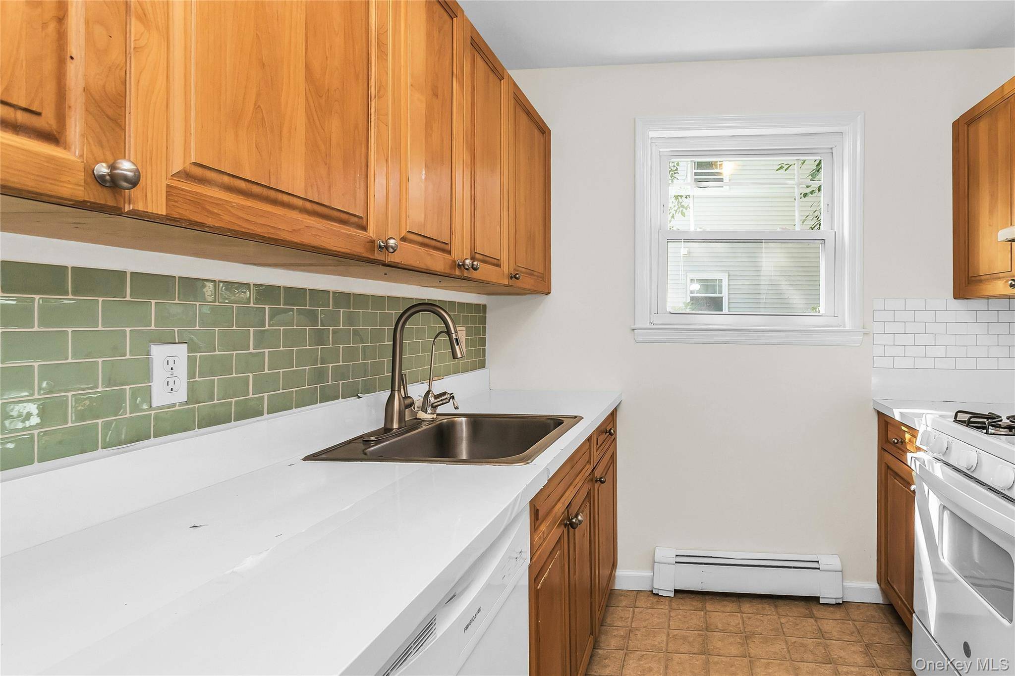 246 Fairharbor #246, Patchogue, NY 11772
