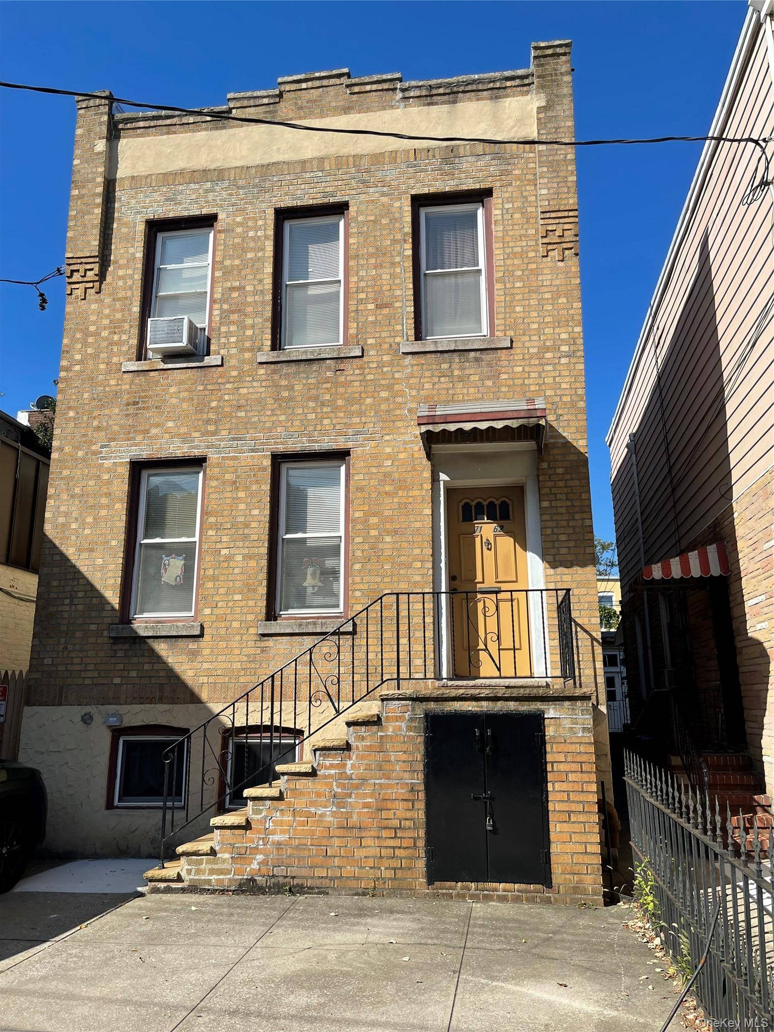 7162 68th PL, Ridgewood, NY 11385