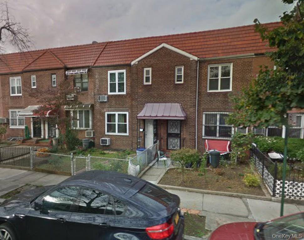 32-20 78th ST #2nd flr, East Elmhurst, NY 11370