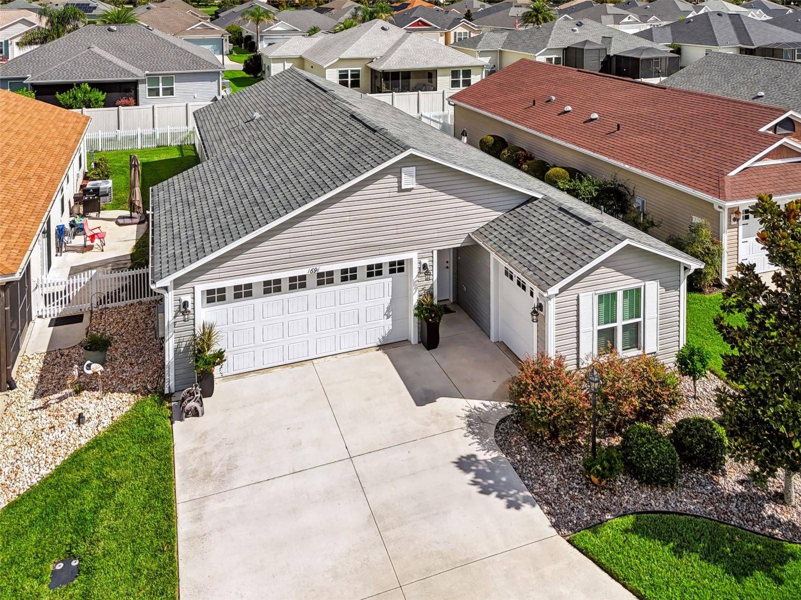 1691 SCHAU ST, The Villages, FL 32163