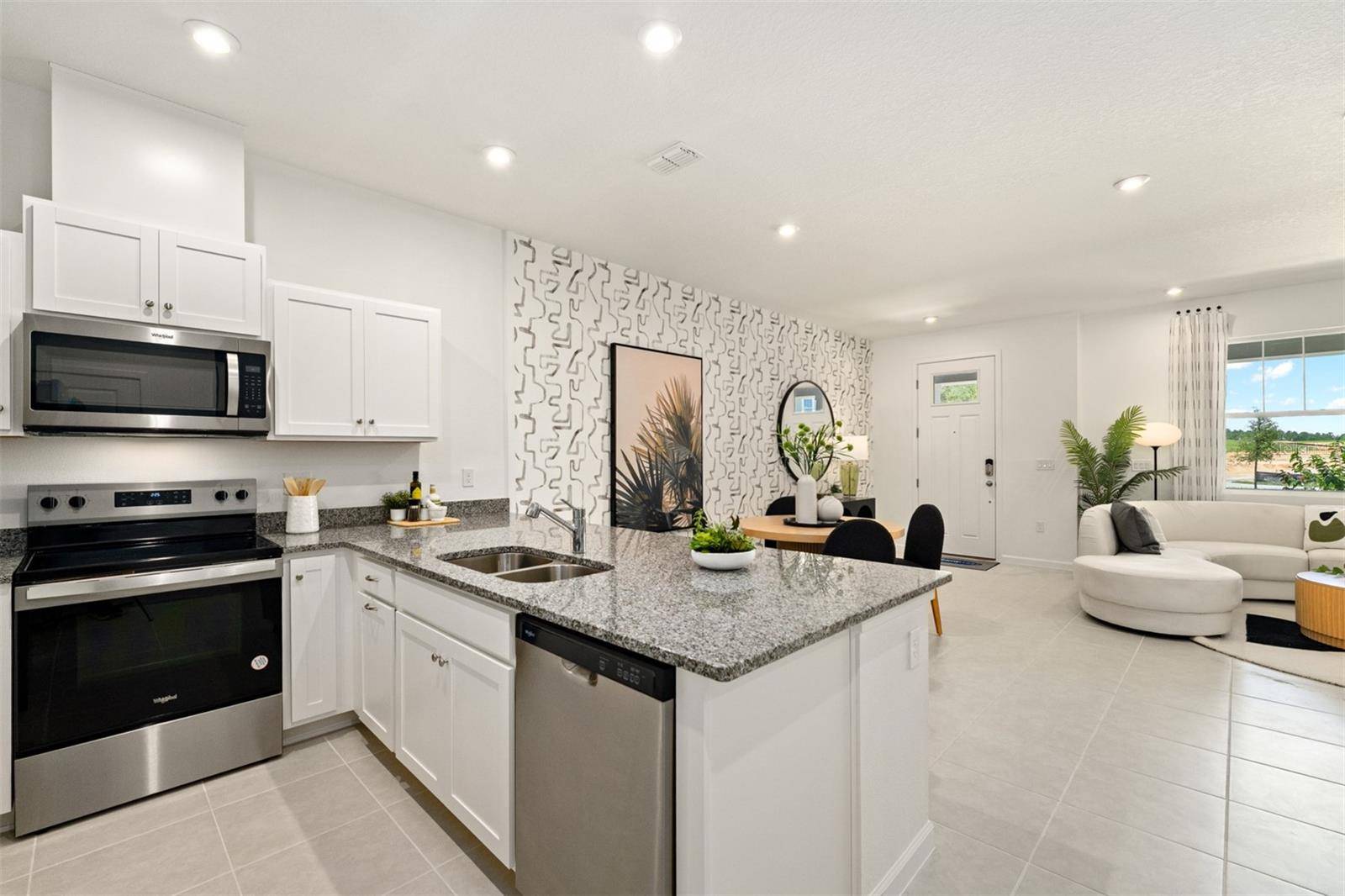 2872 CAMELLIA FLOWER ST, Apopka, FL 32703