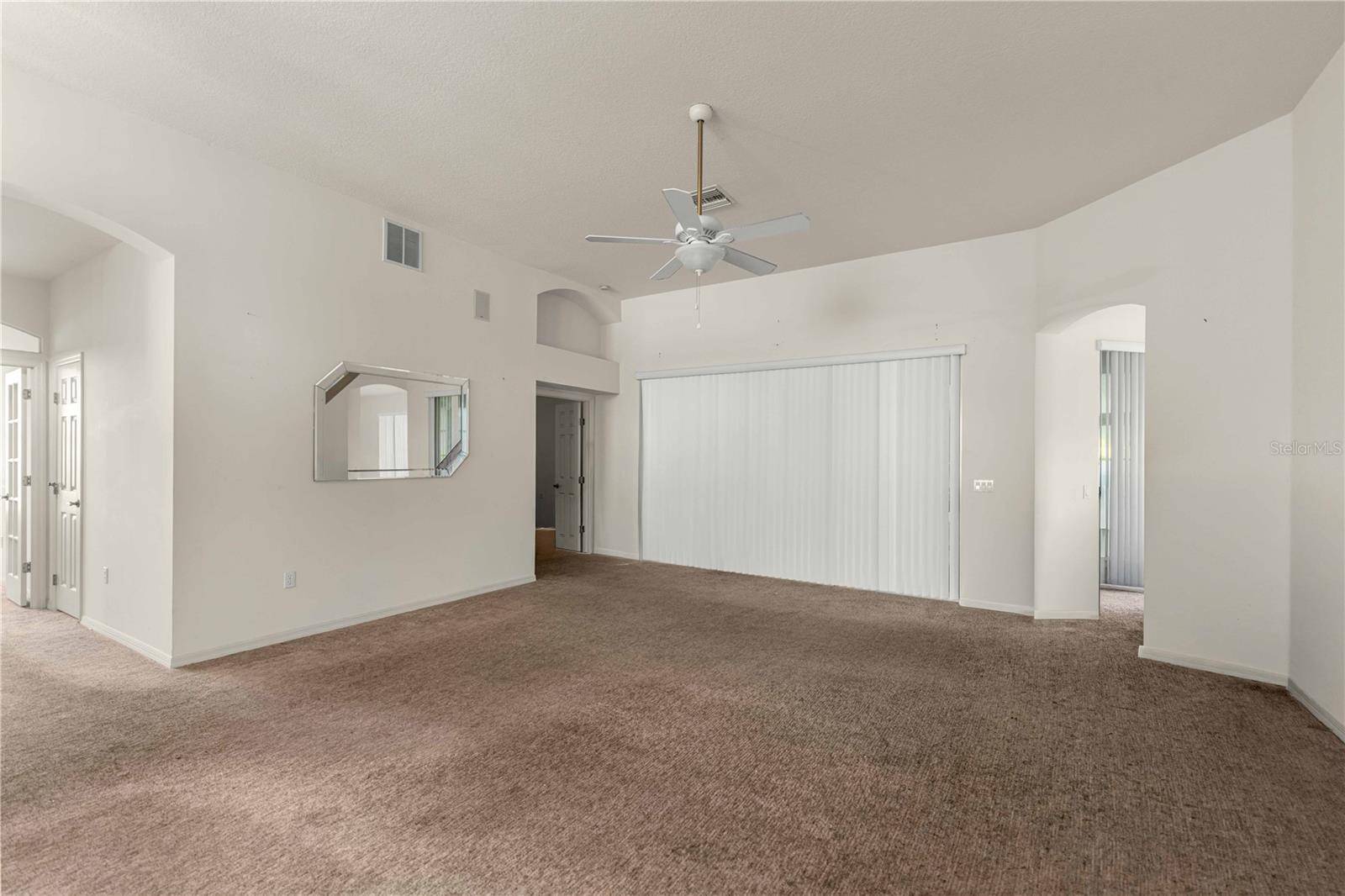 385 W BARCLAY CT, Beverly Hills, FL 34465