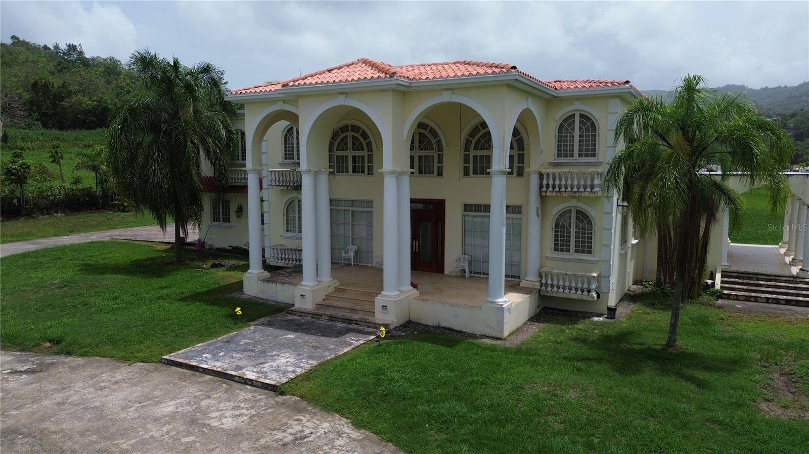 17 CALLE HUCAR, Cayey, PR 00736