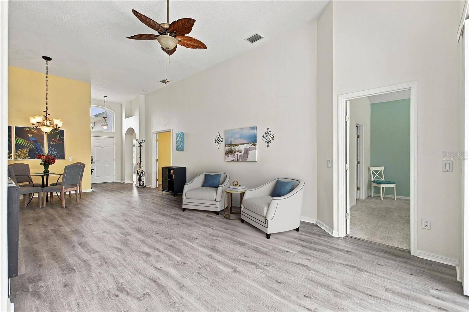 122 OAK HAMMOCK DR, Davenport, FL 33837
