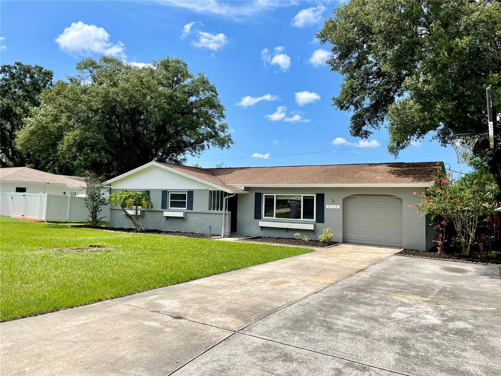 6112 E 112TH AVE, Temple Terrace, FL 33617
