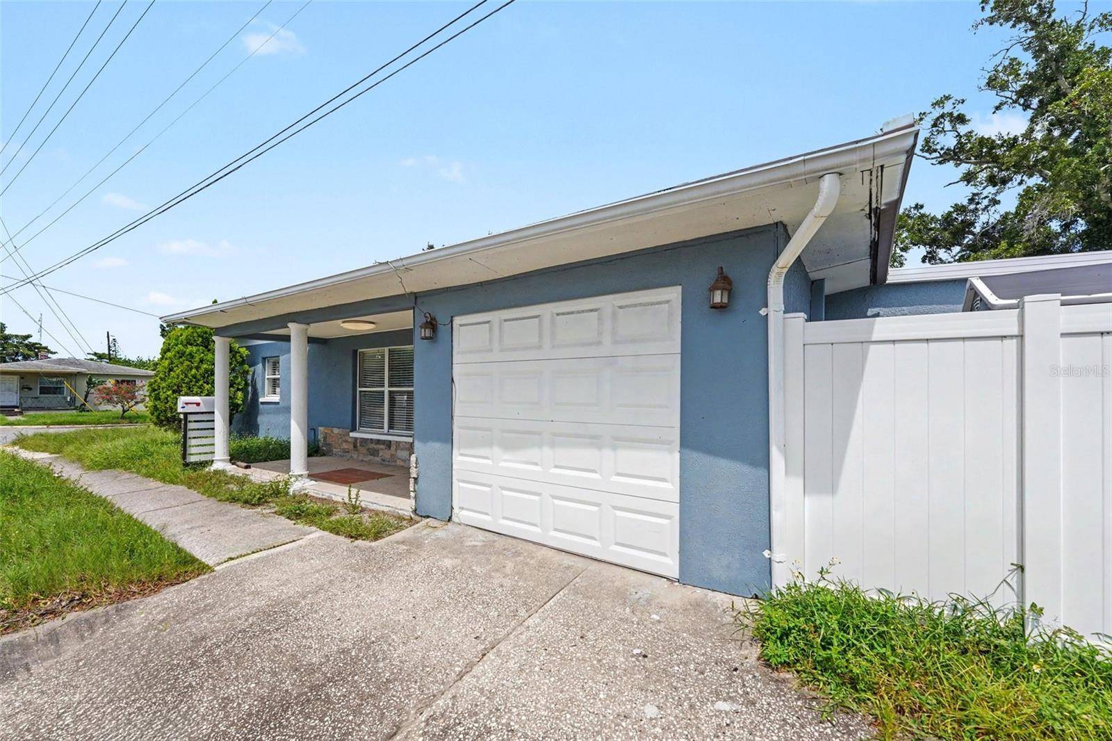 2593 38TH AVE N #B, St Petersburg, FL 33713