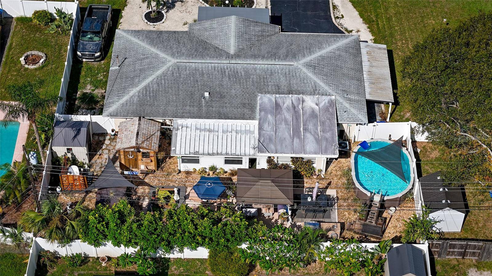 1779 AVON LN, Largo, FL 33756