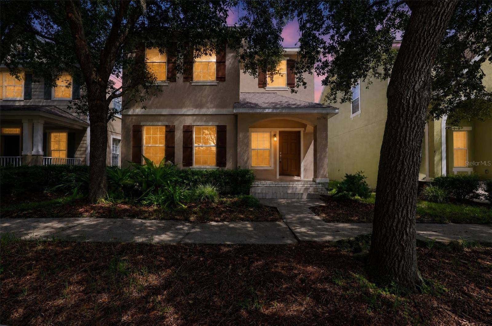 16234 BRIDGEWALK DR, Lithia, FL 33547