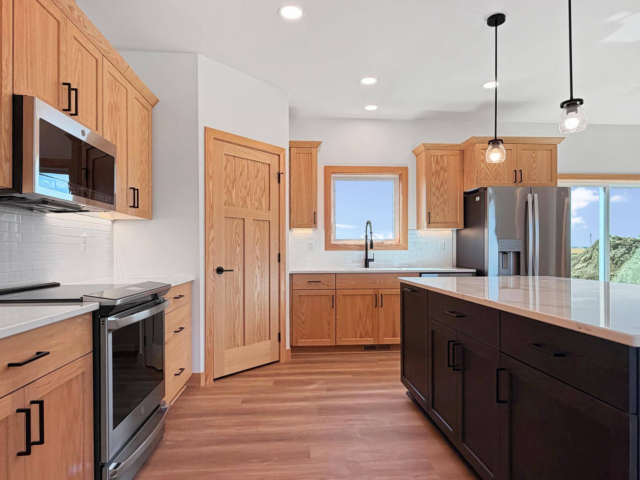 1100 Slate ST, Marshall, MN 56258
